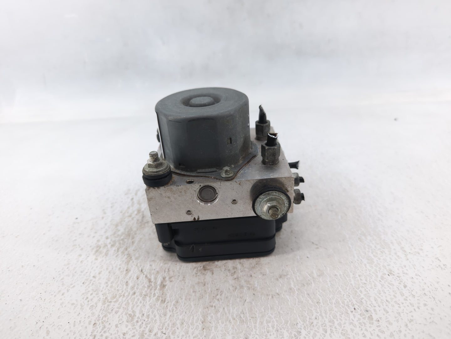 2019-2021 Nissan Rogue Sport ABS Pump Control Module Replacement P/N:269 829 47600 6MM2A Fits Fits 2019 2020 2021 OEM Used A