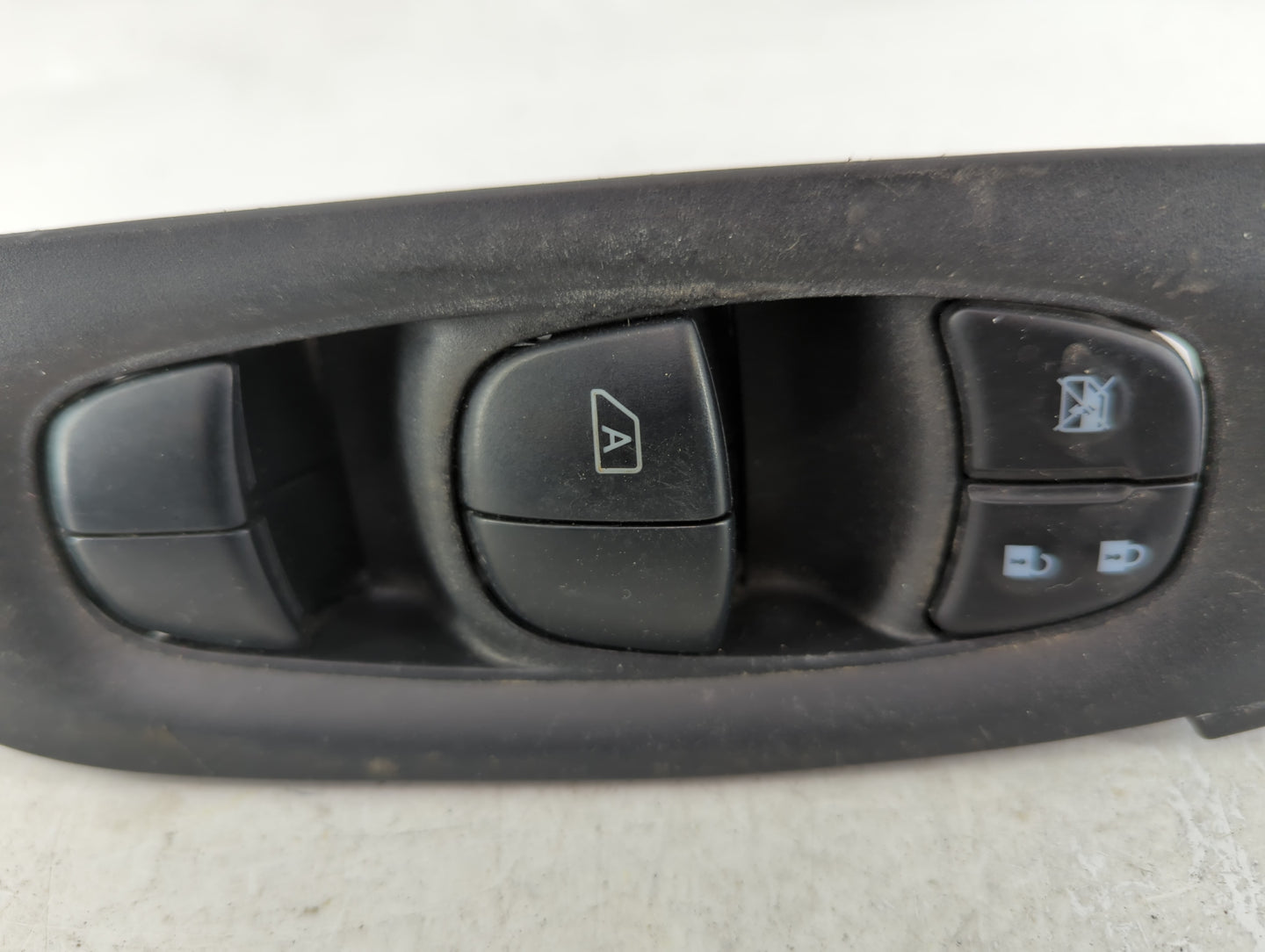 2017-2022 Nissan Rogue Sport Master Power Window Switch Replacement Driver Side Left P/N:25401 6MA0C Fits OEM Used Auto Part