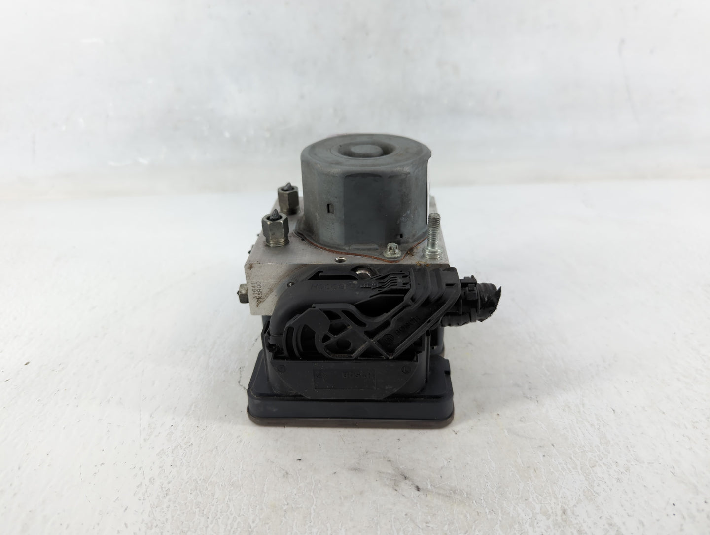 2019-2021 Nissan Rogue Sport ABS Pump Control Module Replacement P/N:47600 6MM5A Fits Fits 2019 2020 2021 OEM Used Auto Part