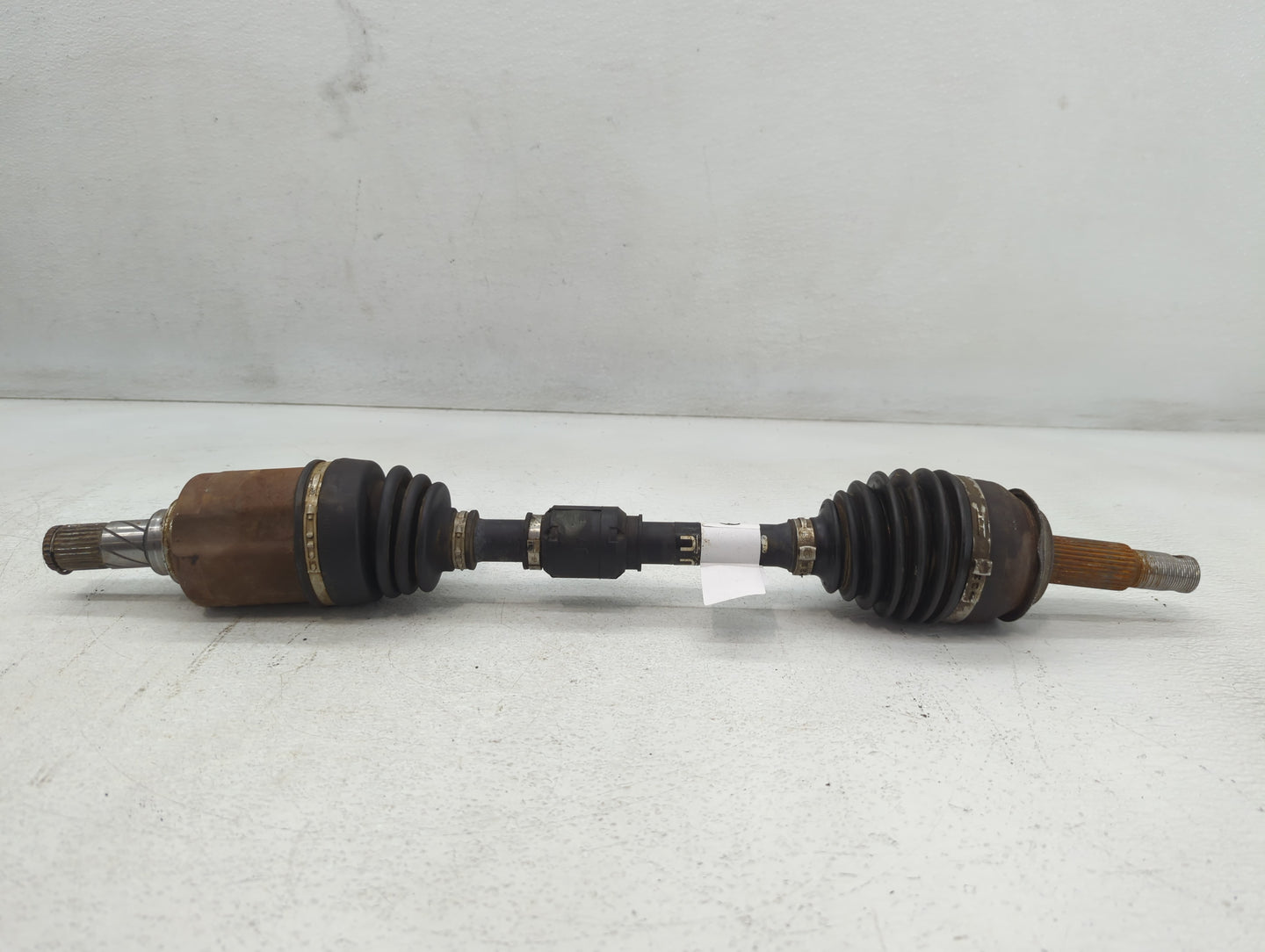 2017-2019 Nissan Rogue Sport Axle Shaft Front Driver Cv C/v - Oemusedautoparts1.com