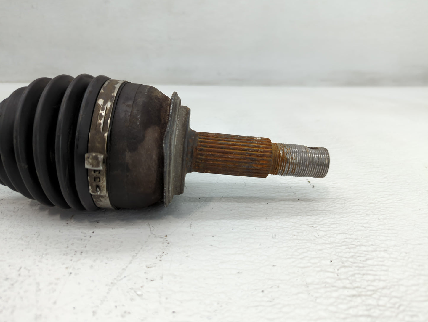 2017-2019 Nissan Rogue Sport Axle Shaft Front Driver Cv C/v - Oemusedautoparts1.com