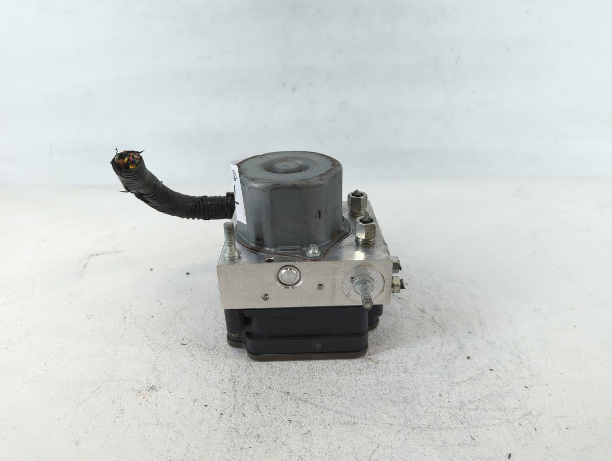2019-2021 Nissan Rogue Sport Anti-Lock Brake ABS Pump Module Actuator OEM P/N:269 909 47660 6MM4A Fits Fits 2019 2020 2021 O