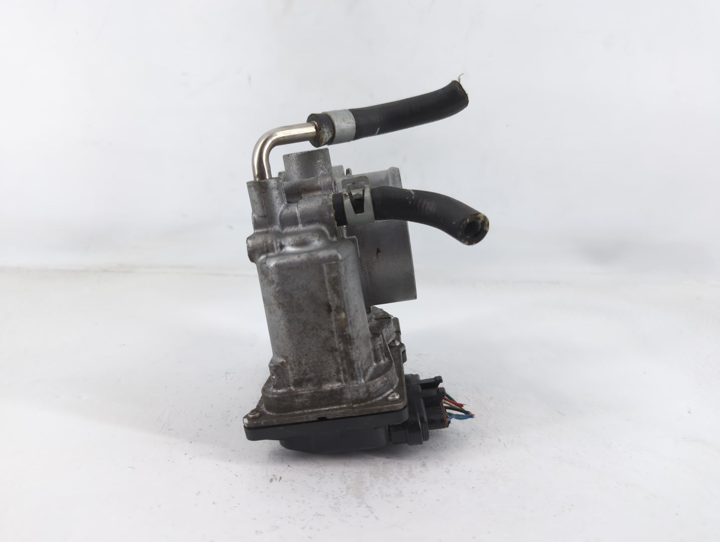 2018-2022 Nissan Rogue Sport Throttle Body P/N:4BA60-01 F Fits Fits 2018 2019 2020 2021 2022 OEM Used Auto Parts - Oemusedau