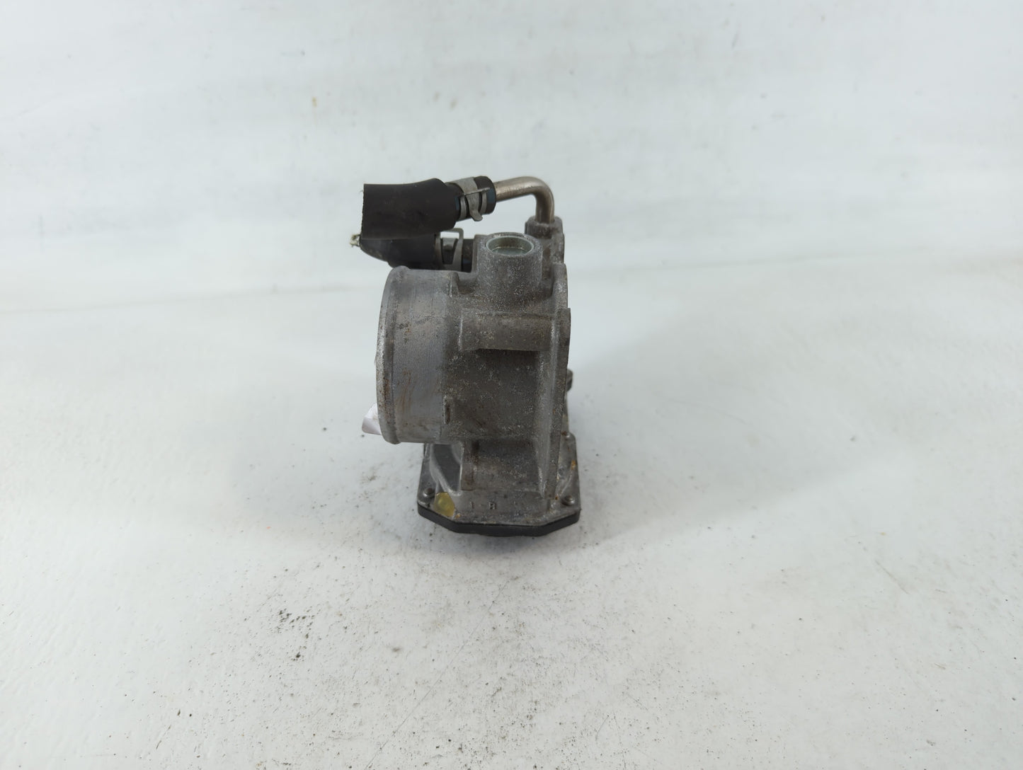 2018-2022 Nissan Rogue Sport Throttle Body P/N:4BA60-01 F Fits Fits 2018 2019 2020 2021 2022 OEM Used Auto Parts - Oemusedau