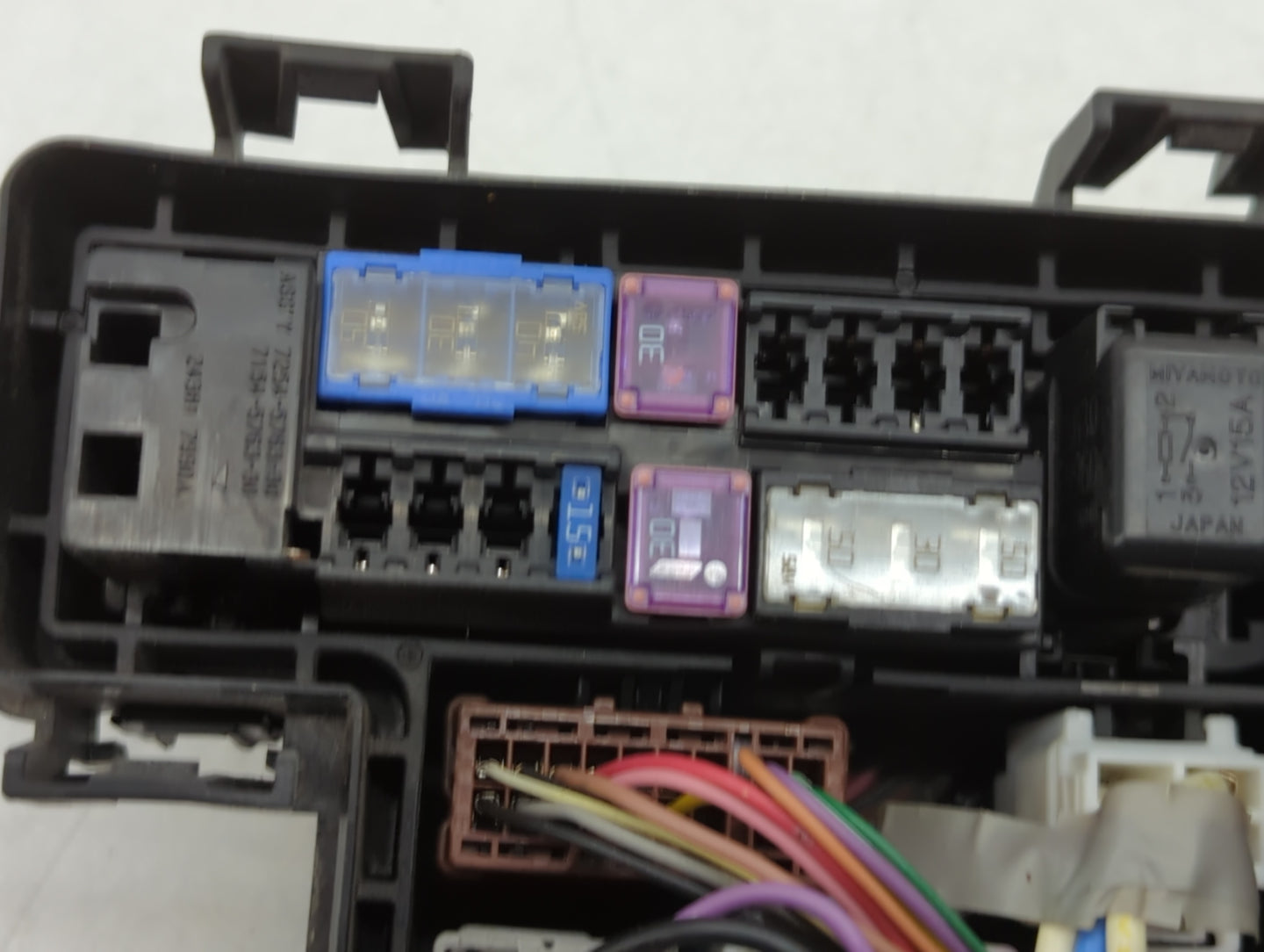 2017-2022 Nissan Rogue Sport Fusebox Fuse Box Panel Relay Module P/N:>PP+GF20+M10 Fits Fits 2017 2018 2019 2020 2021 2022 OE