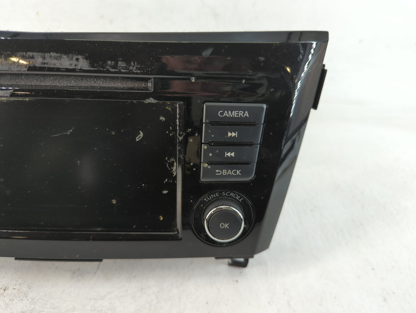Nissan Rogue Sport Am Fm Cd Player Radio Receiver - Oemusedautoparts1.com