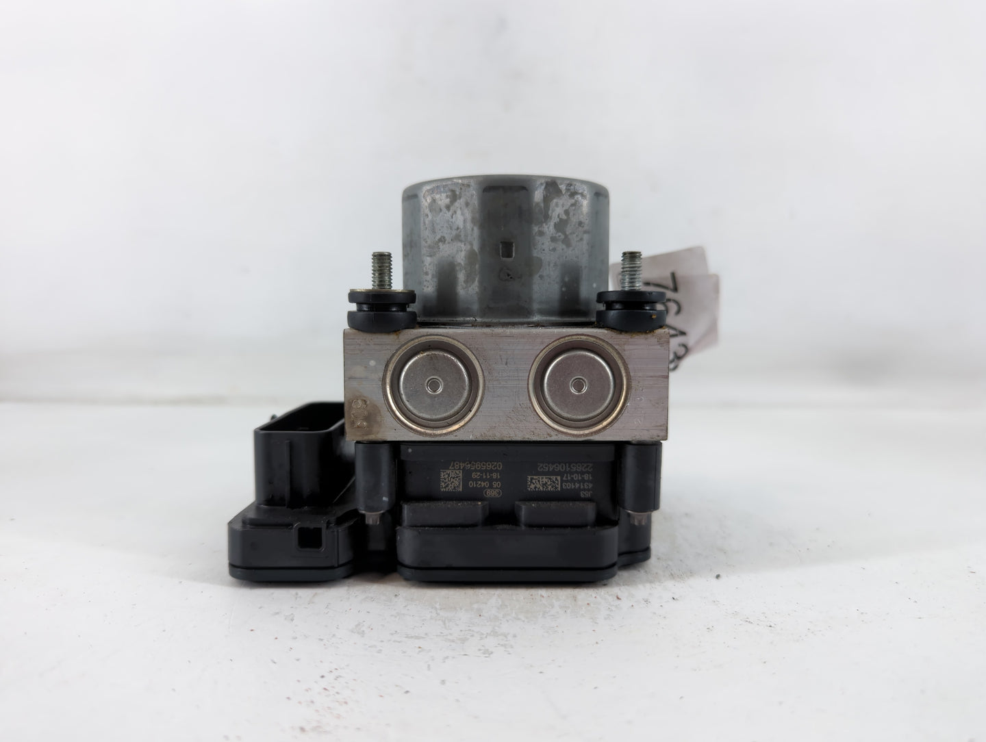 2019-2021 Nissan Rogue Sport ABS Pump Control Module Replacement P/N:269 909 47660 6MM4A Fits Fits 2019 2020 2021 OEM Used A