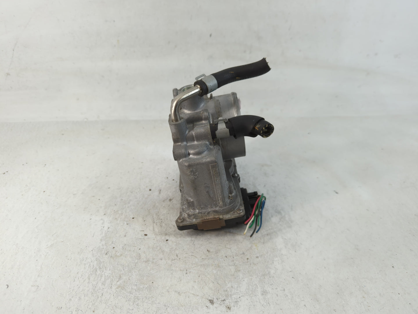 2018-2022 Nissan Rogue Sport Throttle Body P/N:9C19 B0459, 4BA60-01 F Fits Fits 2018 2019 2020 2021 2022 OEM Used Auto Parts