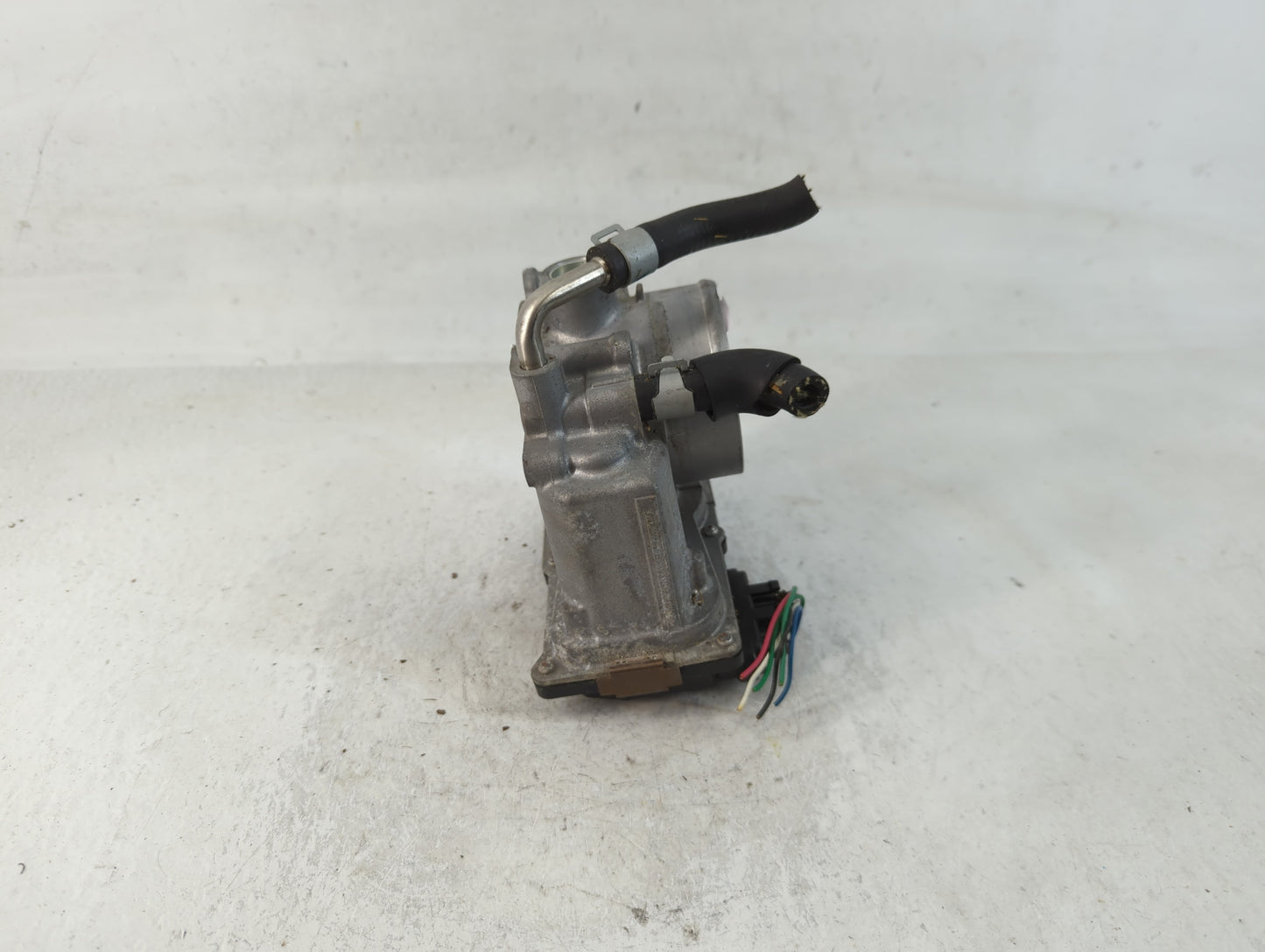 2018-2022 Nissan Rogue Sport Throttle Body P/N:9C19 B0459, 4BA60-01 F Fits Fits 2018 2019 2020 2021 2022 OEM Used Auto Parts
