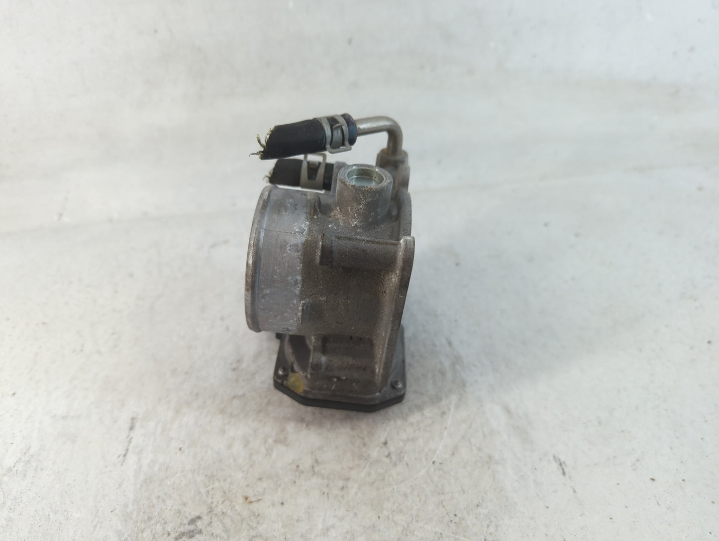 2018-2022 Nissan Rogue Sport Throttle Body P/N:4BA60-01 F Fits Fits 2018 2019 2020 2021 2022 OEM Used Auto Parts - Oemusedau