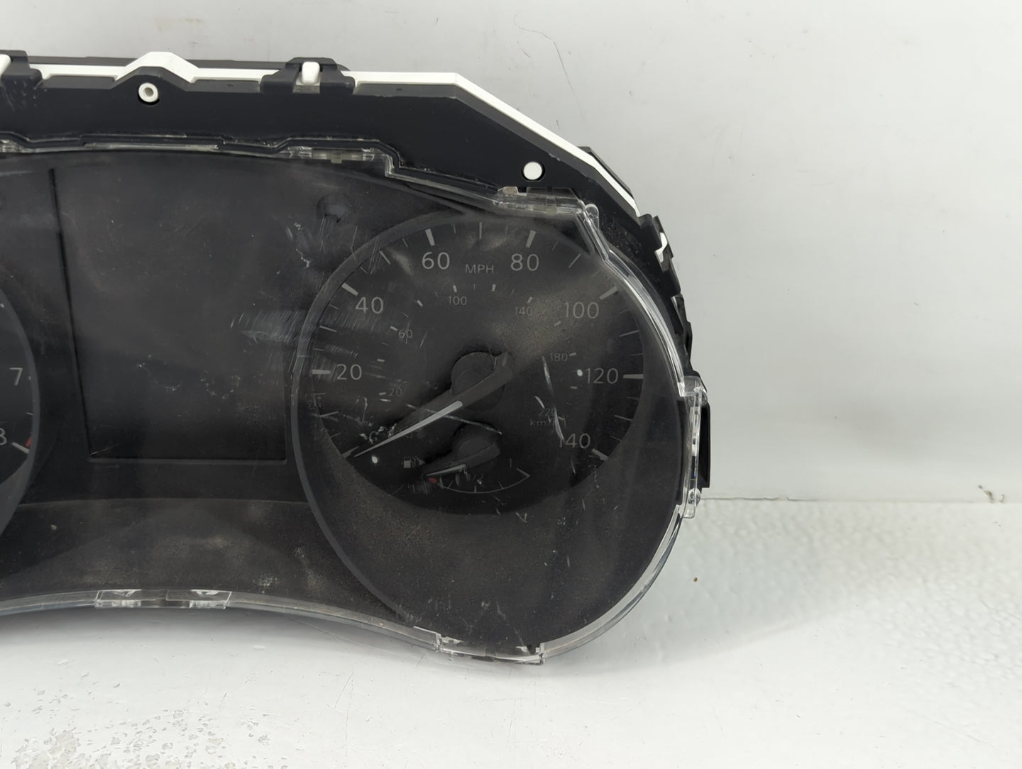 2019 Nissan Rogue Sport Instrument Cluster Speedometer Gauges P/N:6MM0A/C5C7 Miles: Fits OEM Used Auto Parts - Oemusedautopa