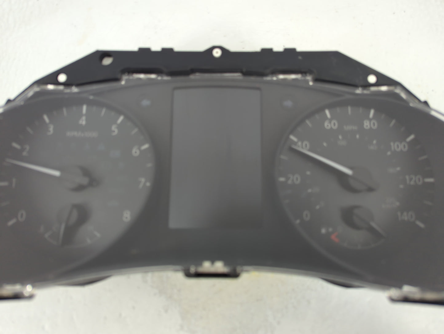 2019 Nissan Rogue Sport Instrument Cluster Speedometer Gauges P/N:6MM0A/LV2K 1905280356 Fits OEM Used Auto Parts - Oemusedau
