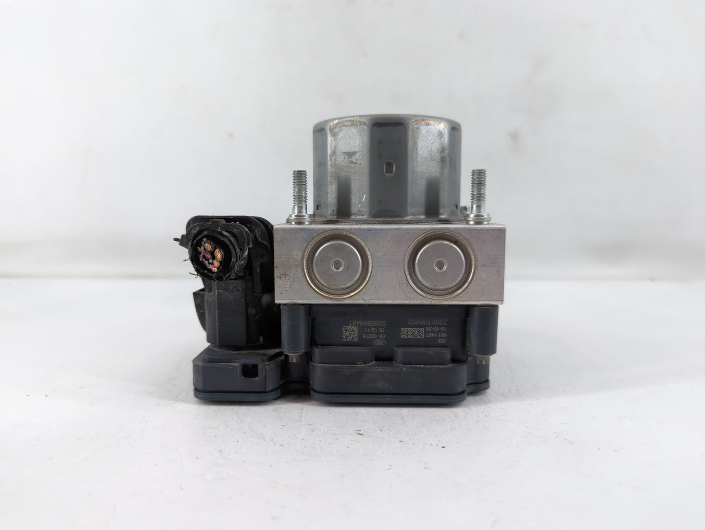 2019-2021 Nissan Rogue Sport ABS Pump Control Module Replacement P/N:269 909 47660 6MM4A Fits Fits 2019 2020 2021 OEM Used A