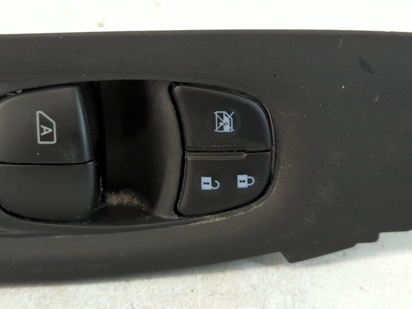 2017-2022 Nissan Rogue Sport Master Power Window Switch Replacement Driver Side Left P/N:80961 6FK0A Fits OEM Used Auto Part