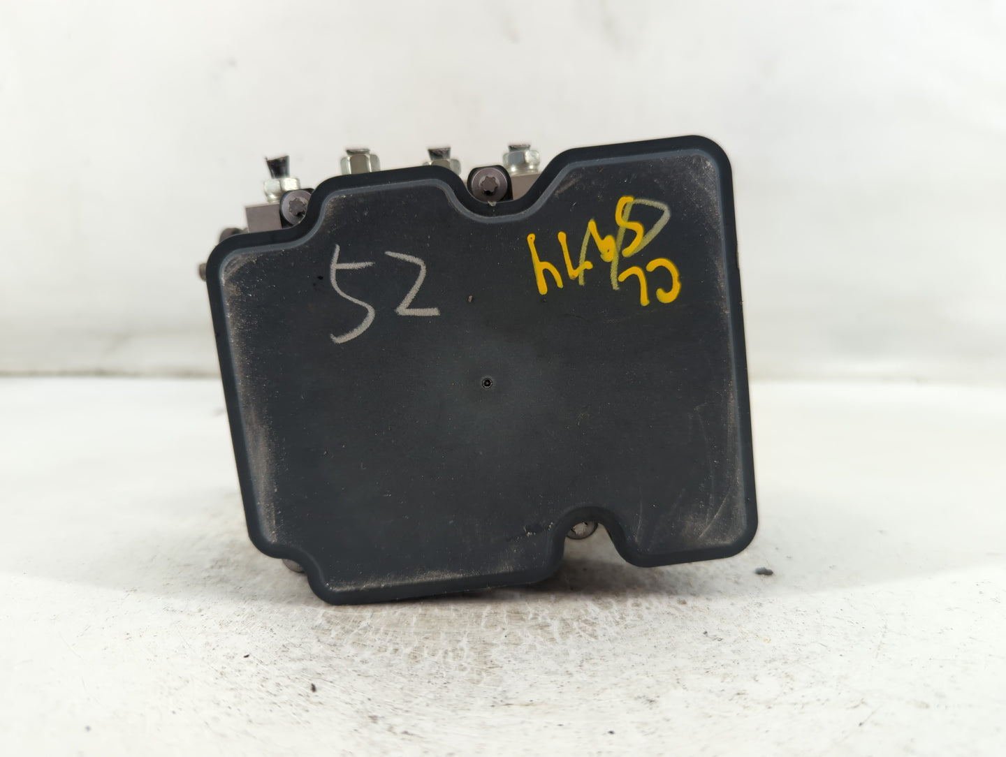 2019-2021 Nissan Rogue Sport ABS Pump Control Module Replacement P/N:190723/2/0021 262 829 Fits Fits 2019 2020 2021 OEM Used