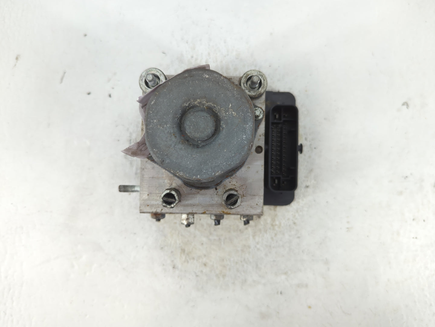 2019-2021 Nissan Rogue Sport ABS Pump Control Module Replacement P/N:47660 6MM0A Fits Fits 2019 2020 2021 OEM Used Auto Part