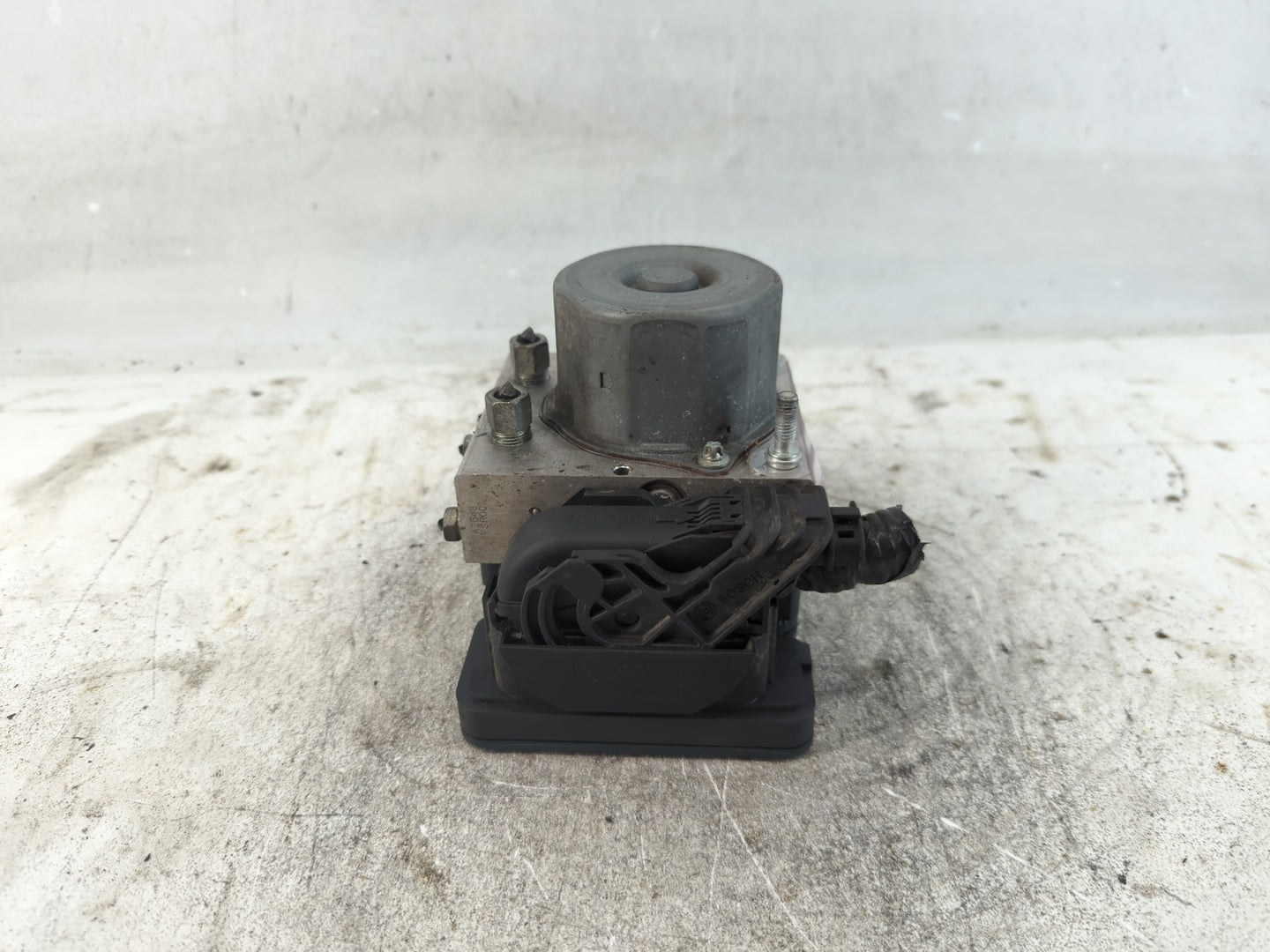2019-2021 Nissan Rogue Sport ABS Pump Control Module Replacement P/N:47660 6MM2A Fits Fits 2019 2020 2021 OEM Used Auto Part