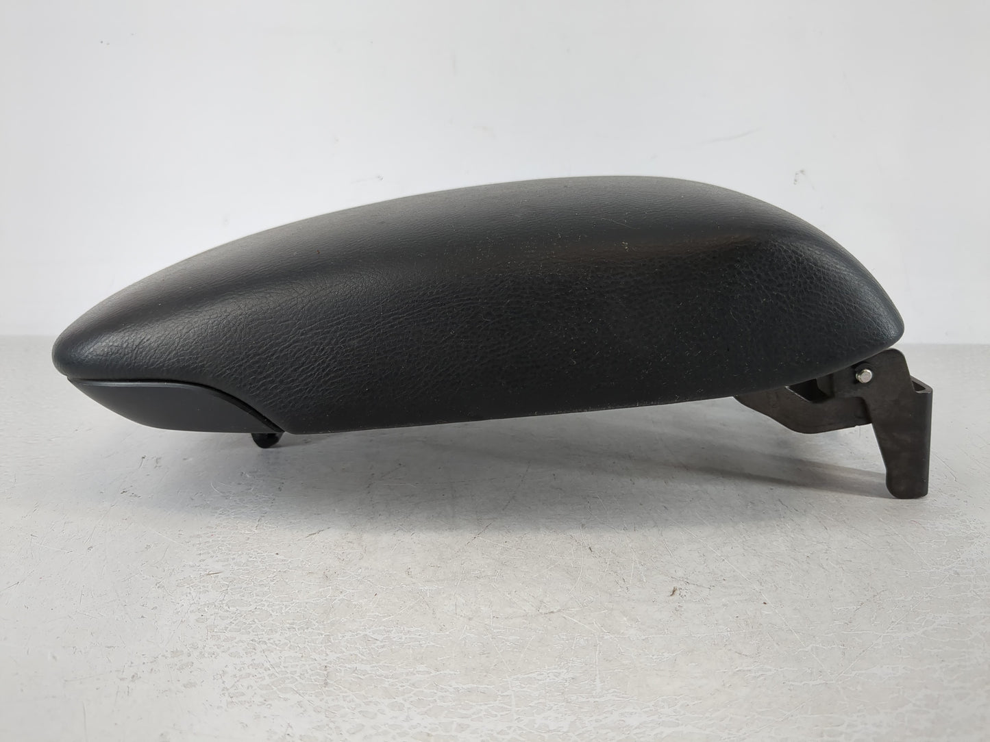 2018-2019 Nissan Sentra Center Floor Console Fits Fits 2018 2019 OEM Used Auto Parts - Oemusedautoparts1.com