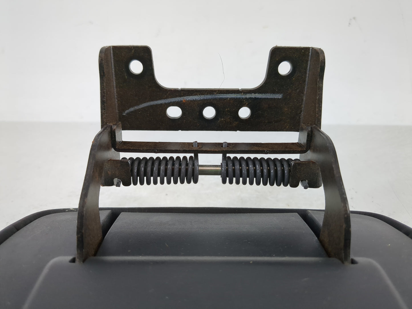 2018-2019 Nissan Sentra Center Floor Console Fits Fits 2018 2019 OEM Used Auto Parts - Oemusedautoparts1.com