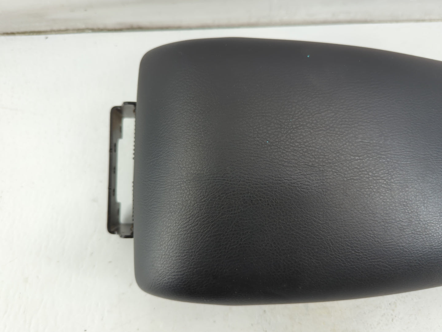2018-2019 Nissan Sentra Center Console Armrest Cover Lid Fits Fits 2018 2019 OEM Used Auto Parts - Oemusedautoparts1.com