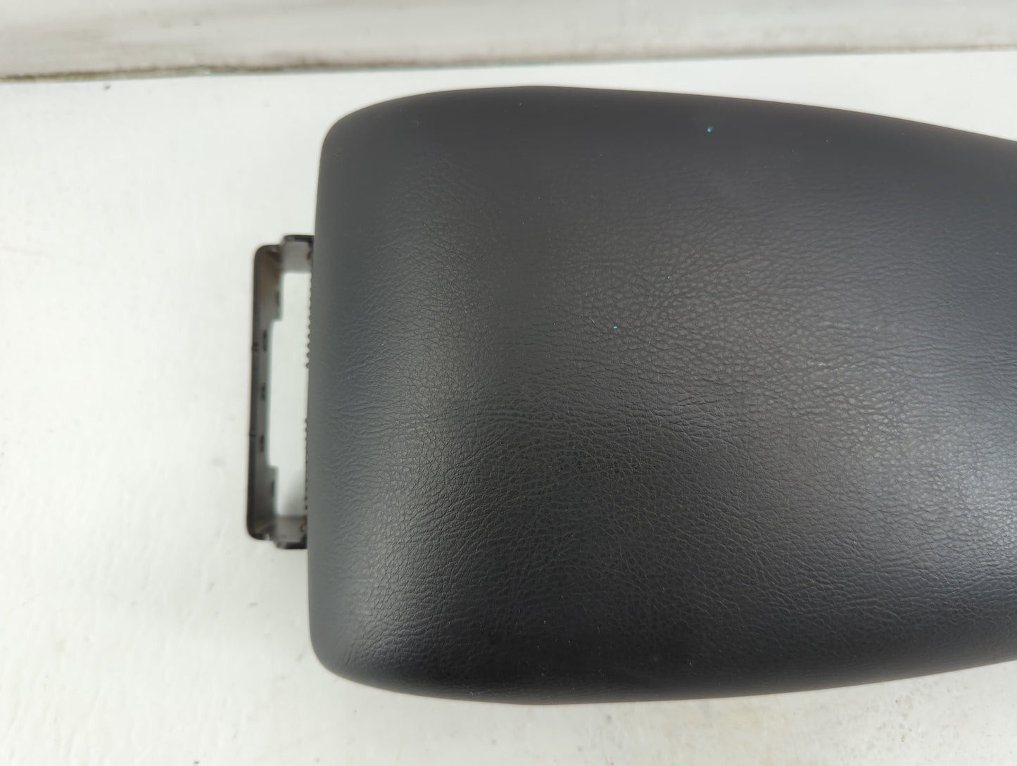 2018-2019 Nissan Sentra Center Console Armrest Cover Lid Fits Fits 2018 2019 OEM Used Auto Parts - Oemusedautoparts1.com