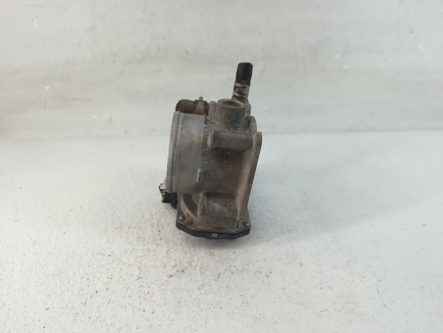 2013-2019 Nissan Sentra Throttle Body P/N:3RA60-01 E Fits Fits 2013 2014 2015 2016 2017 2018 2019 OEM Used Auto Parts - Oemu