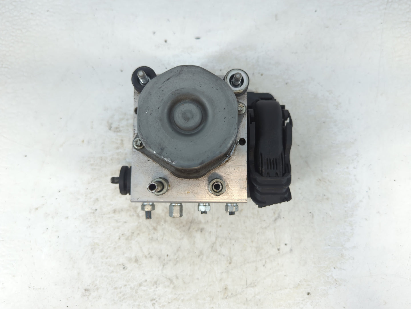 2019 Nissan Sentra ABS Pump Control Module Replacement P/N:269 886 47660 5UD0C Fits OEM Used Auto Parts - Oemusedautoparts1.