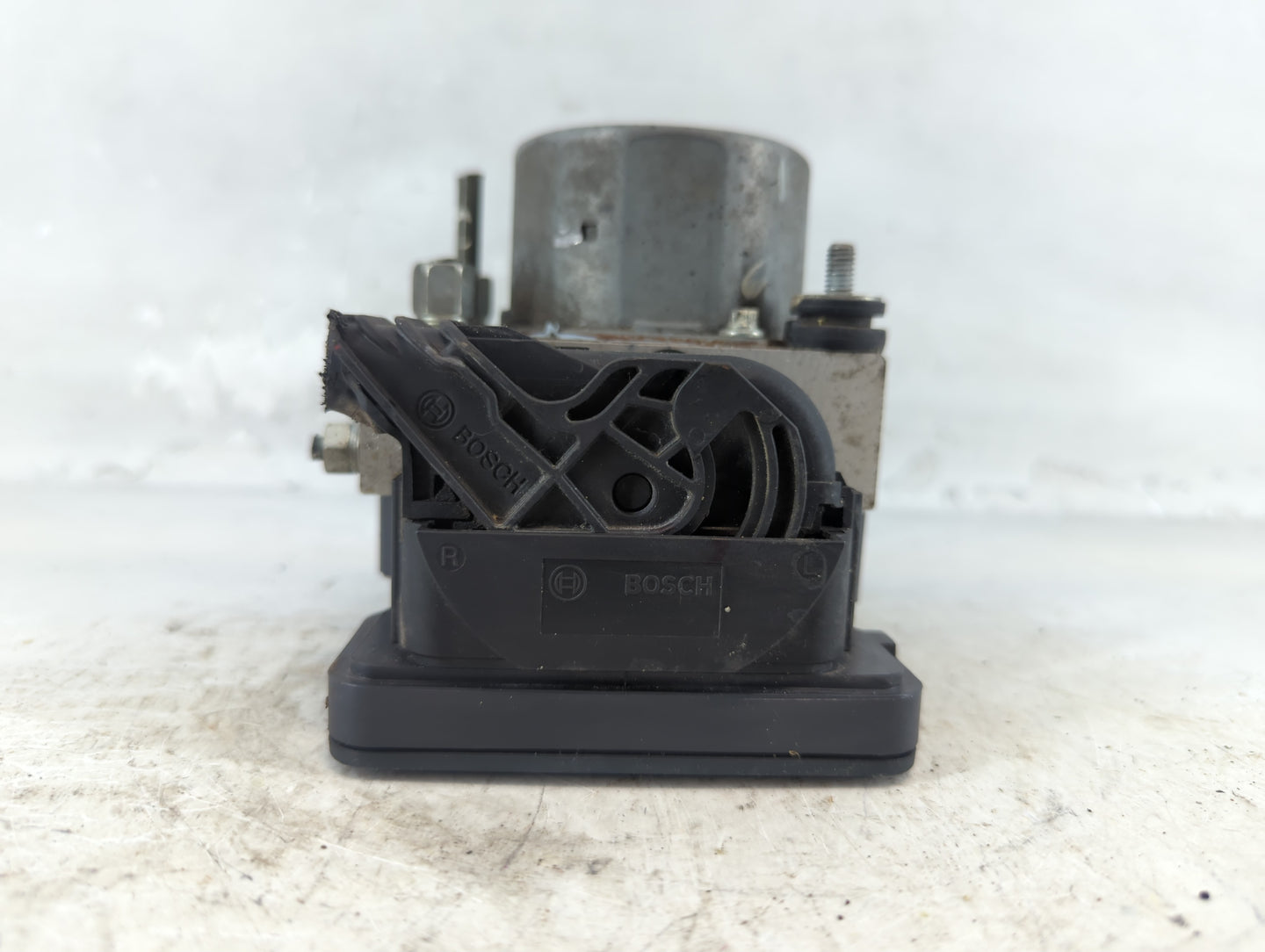 2019 Nissan Sentra ABS Pump Control Module Replacement P/N:269 886 47660 5UD0C Fits OEM Used Auto Parts - Oemusedautoparts1.