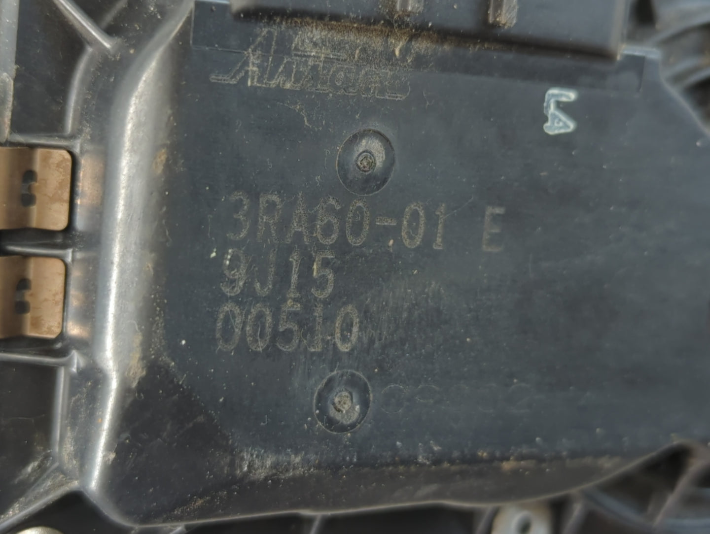 2013-2019 Nissan Sentra Throttle Body P/N:3RA60-01 E Fits Fits 2013 2014 2015 2016 2017 2018 2019 OEM Used Auto Parts - Oemu