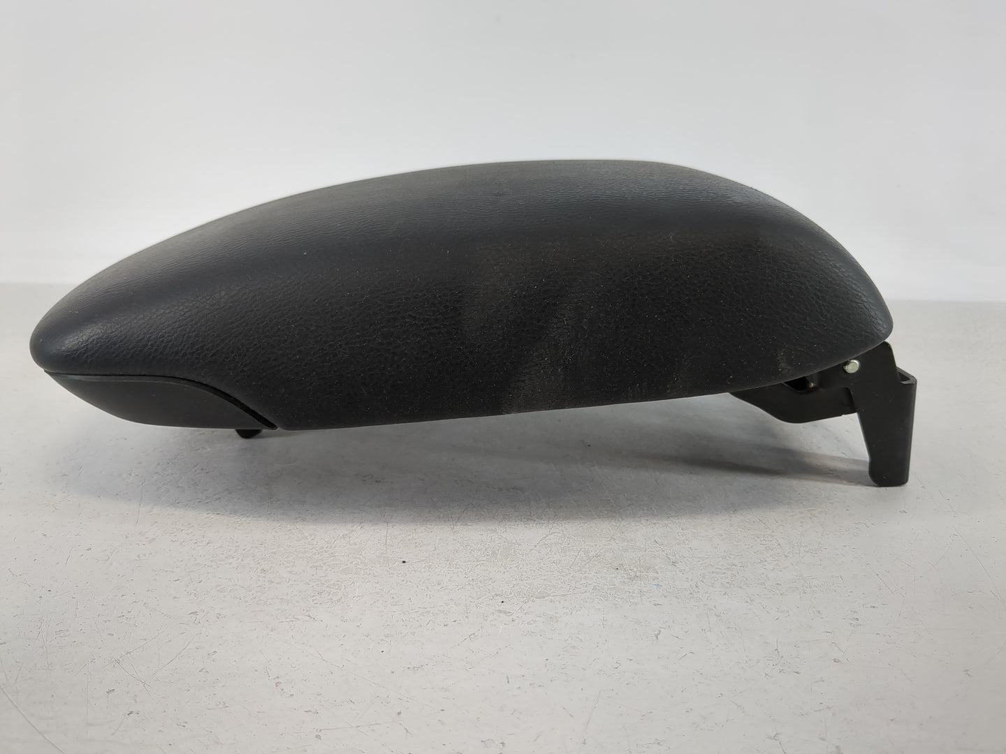 2017-2019 Nissan Sentra Center Console Armrest Cover Lid Fits Fits 2017 2018 2019 OEM Used Auto Parts - Oemusedautoparts1.co