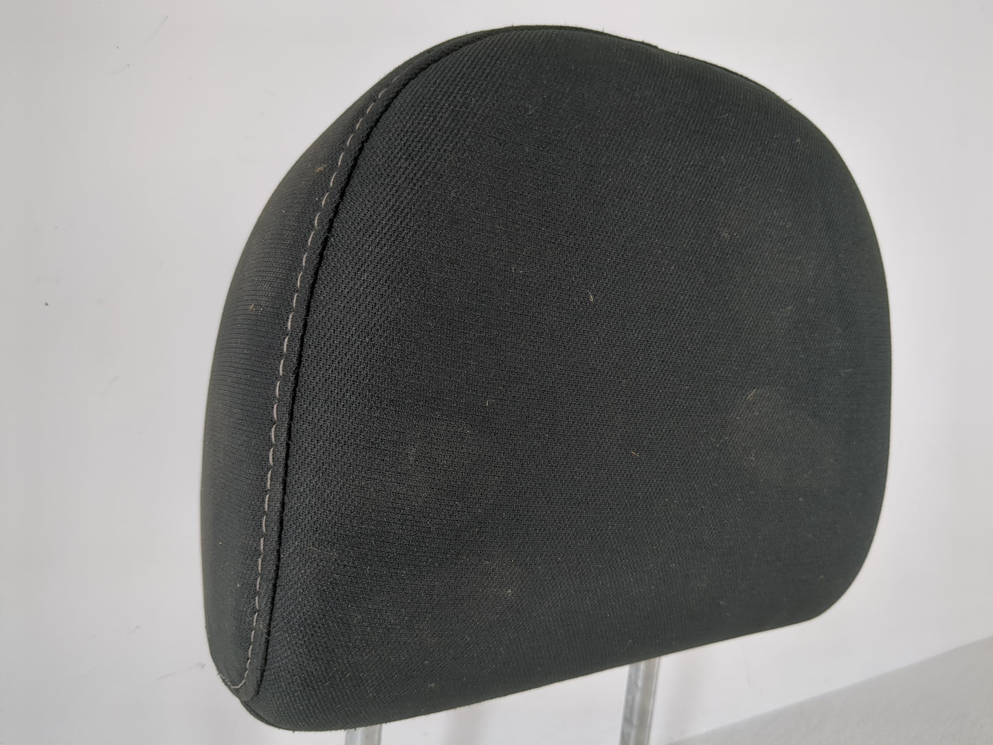 2017-2019 Nissan Sentra Headrest Head Rest Front Driver Passenger Seat - Oemusedautoparts1.com