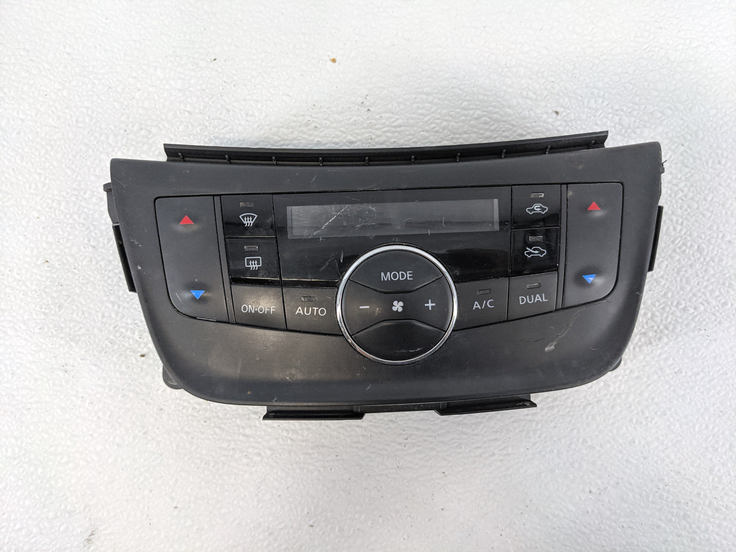 2017-2019 Nissan Sentra Climate Control Module Temperature AC/Heater Replacement P/N:27500 4AT4A Fits Fits 2017 2018 2019 OE