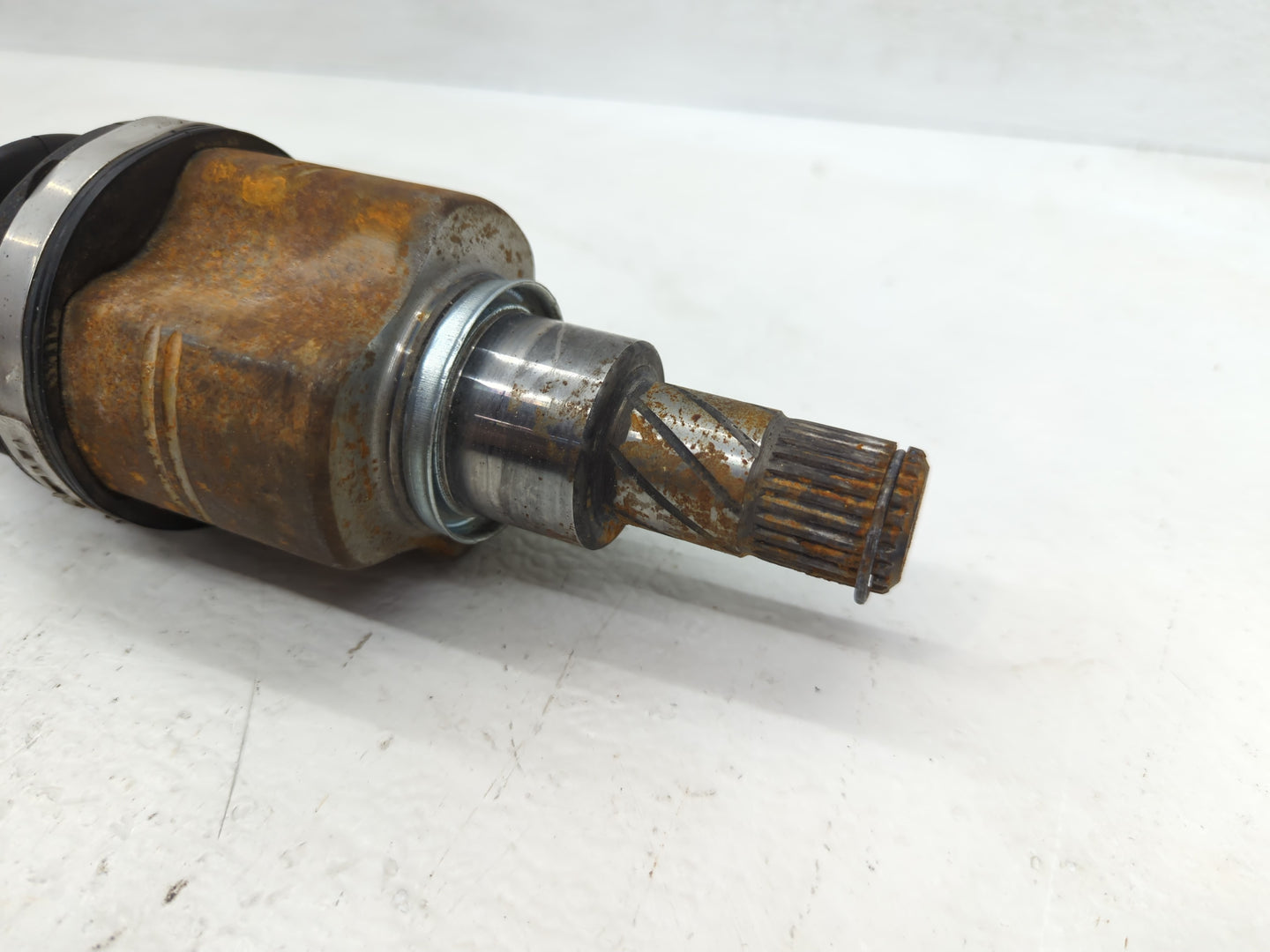 2013-2019 Nissan Sentra Axle Shaft Front Passenger Cv C/v - Oemusedautoparts1.com