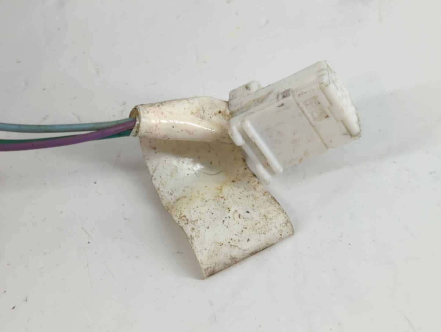 2016-2019 Nissan Sentra Driver Side View Mirror - Left Door Mirror OEM Used - Oemusedautoparts1.com