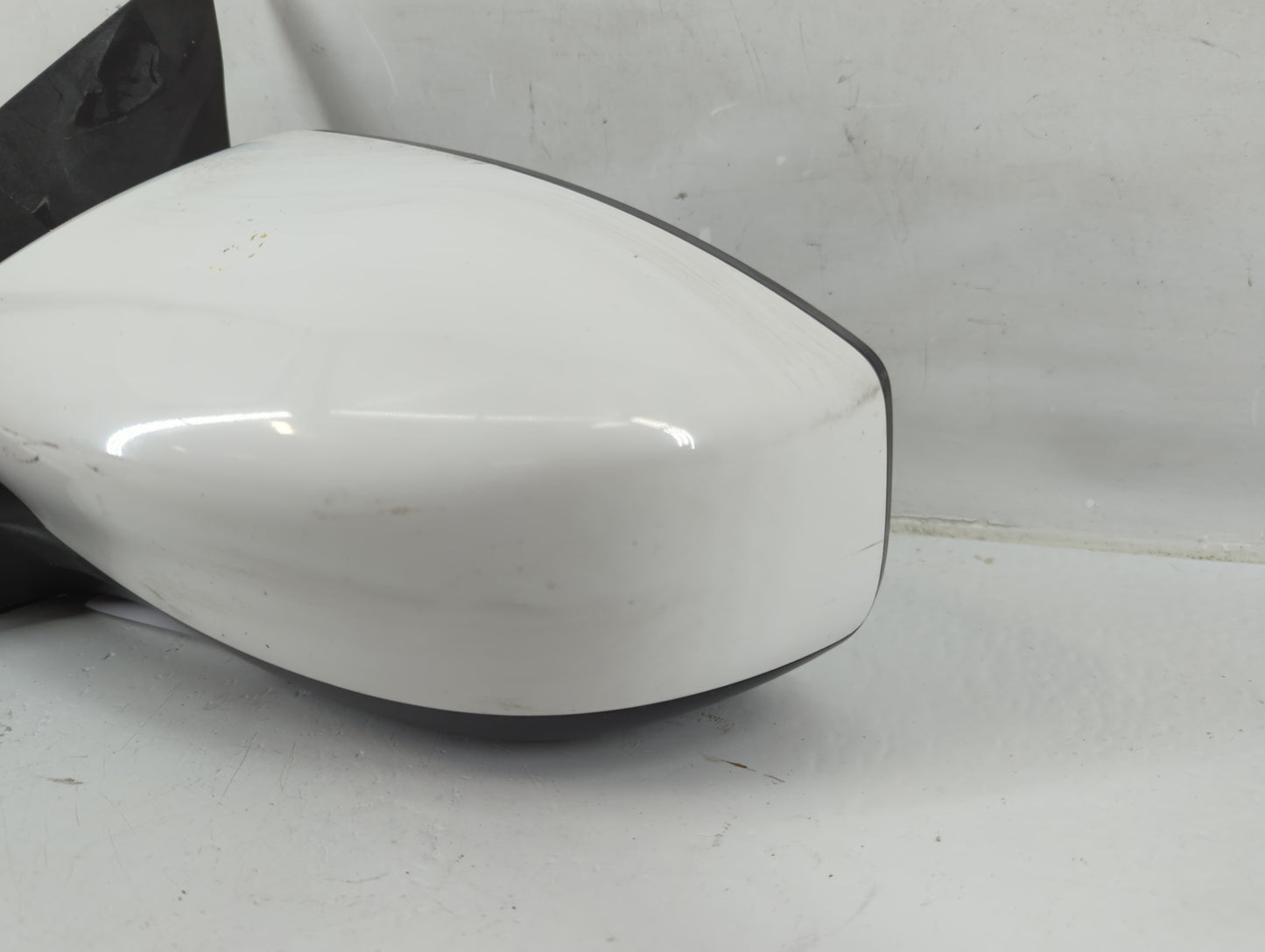 2016-2019 Nissan Sentra Driver Side View Mirror - Left Door Mirror OEM Used - Oemusedautoparts1.com