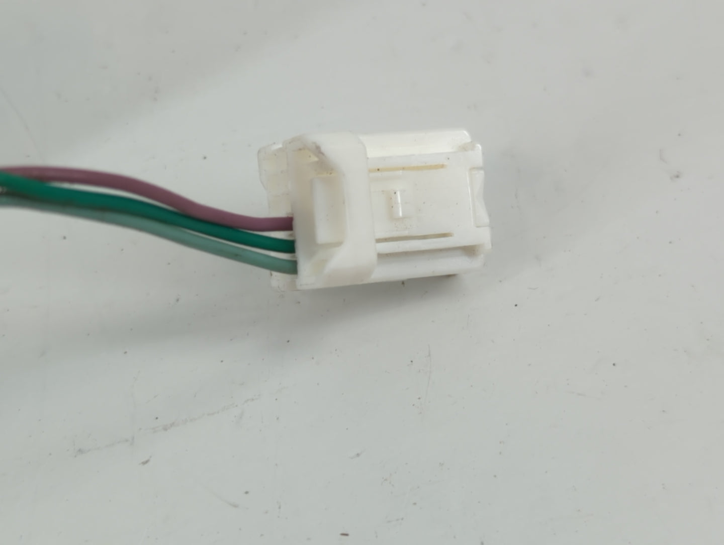 2016-2019 Nissan Sentra Driver Side View Mirror - Left Door Mirror OEM Used - Oemusedautoparts1.com