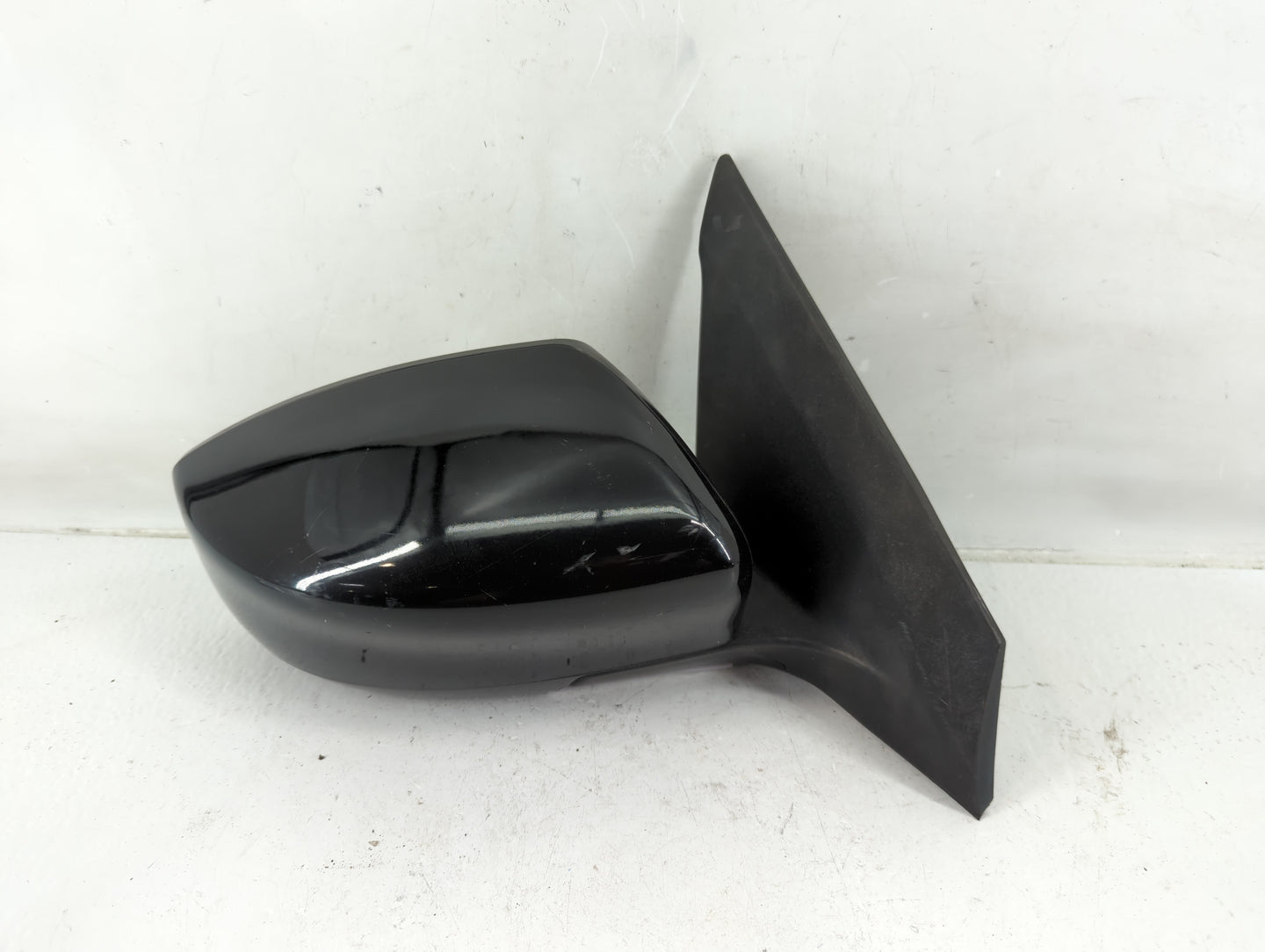 2016-2019 Nissan Sentra Passenger Side View Mirror - Right Door Mirror OEM Used - Oemusedautoparts1.com