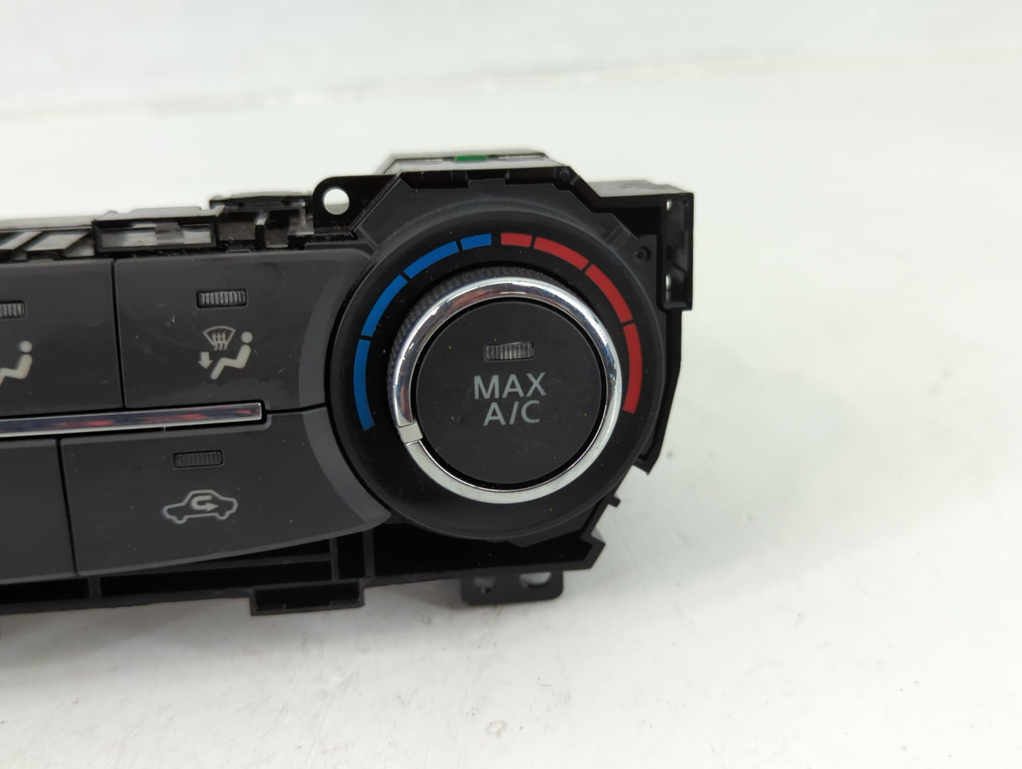 2017-2019 Nissan Sentra Climate Control Module Temperature AC/Heater Replacement Fits Fits 2017 2018 2019 OEM Used Auto Part