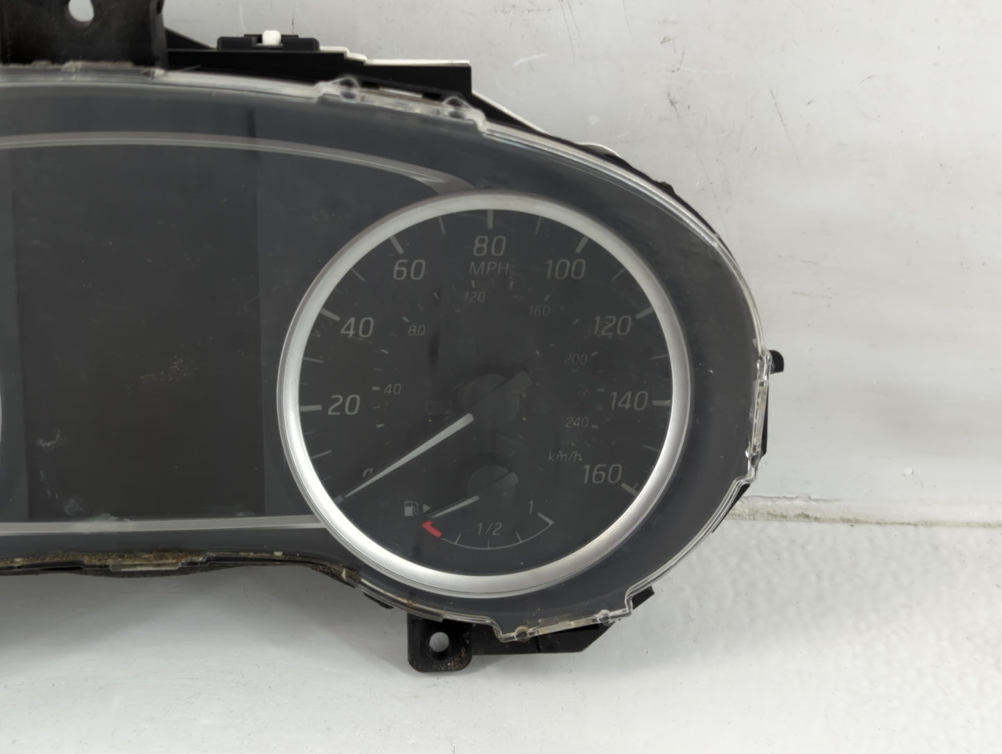 2017-2019 Nissan Sentra Instrument Cluster Speedometer Gauges Fits Fits 2017 2018 2019 OEM Used Auto Parts - Oemusedautopart