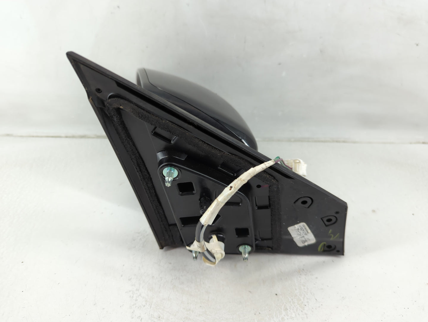 2016-2019 Nissan Sentra Driver Side View Mirror - Left Door Mirror OEM Used - Oemusedautoparts1.com