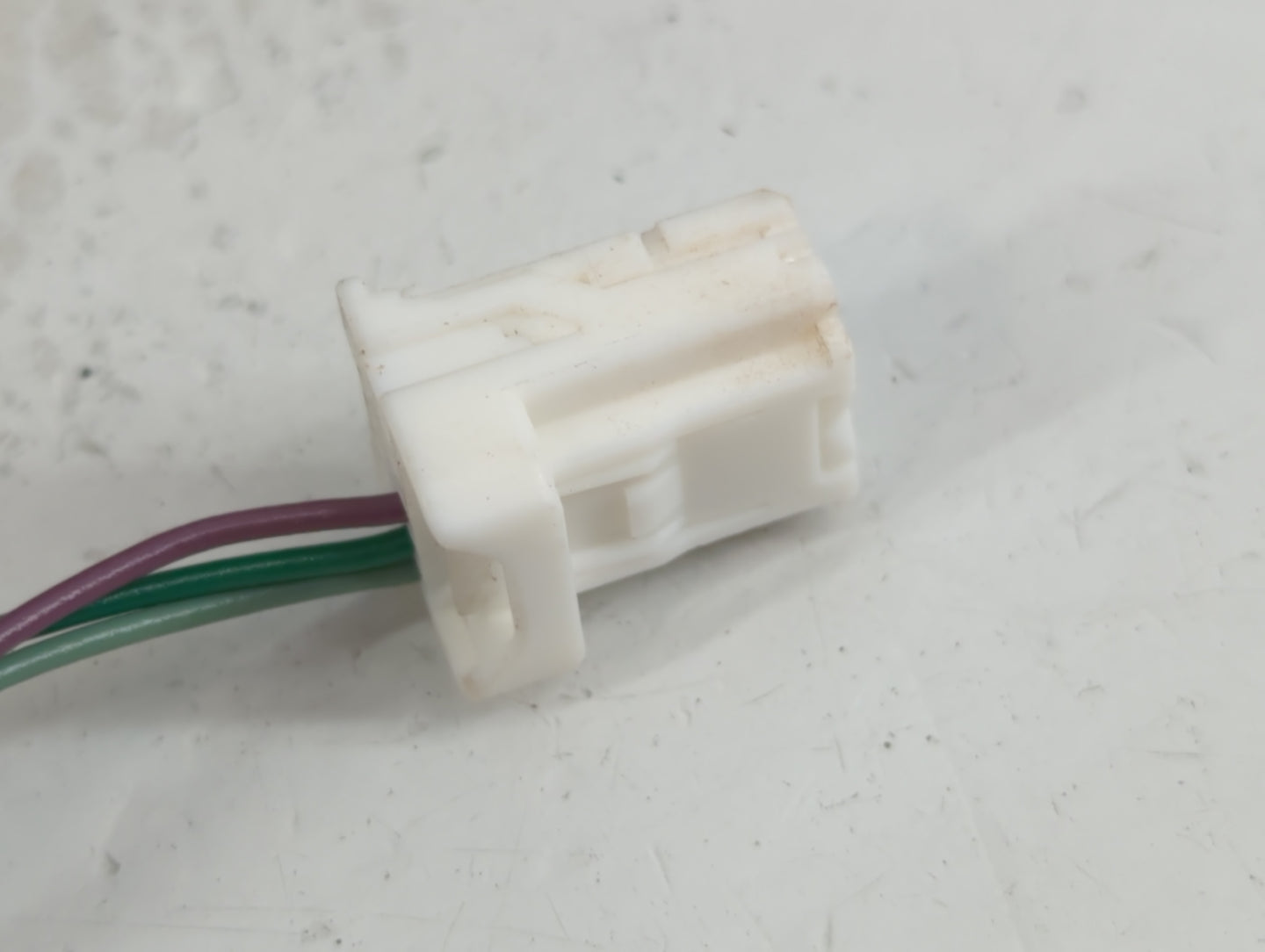 2016-2019 Nissan Sentra Driver Side View Mirror - Left Door Mirror OEM Used - Oemusedautoparts1.com