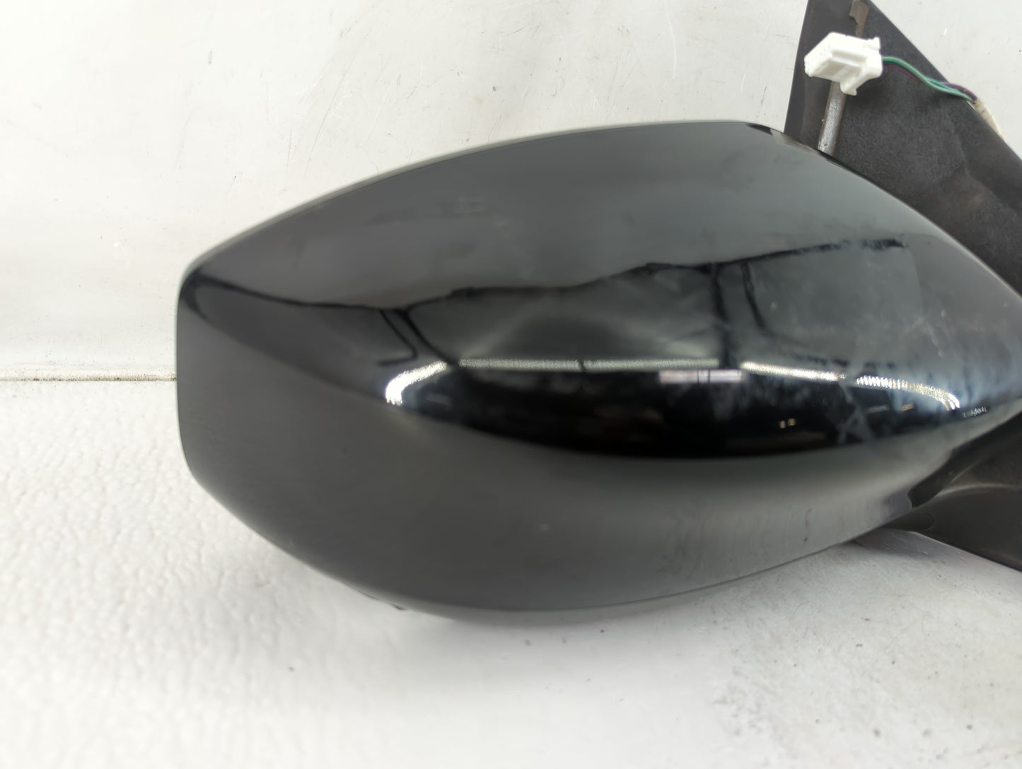 2016-2019 Nissan Sentra Passenger Side View Mirror - Right Door Mirror OEM Used - Oemusedautoparts1.com