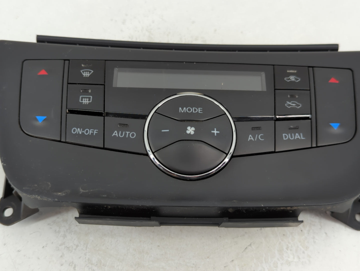 2015-2019 Nissan Sentra Climate Control Module Temperature AC/Heater Replacement P/N:27500 4AT4A Fits OEM Used Auto Parts - 