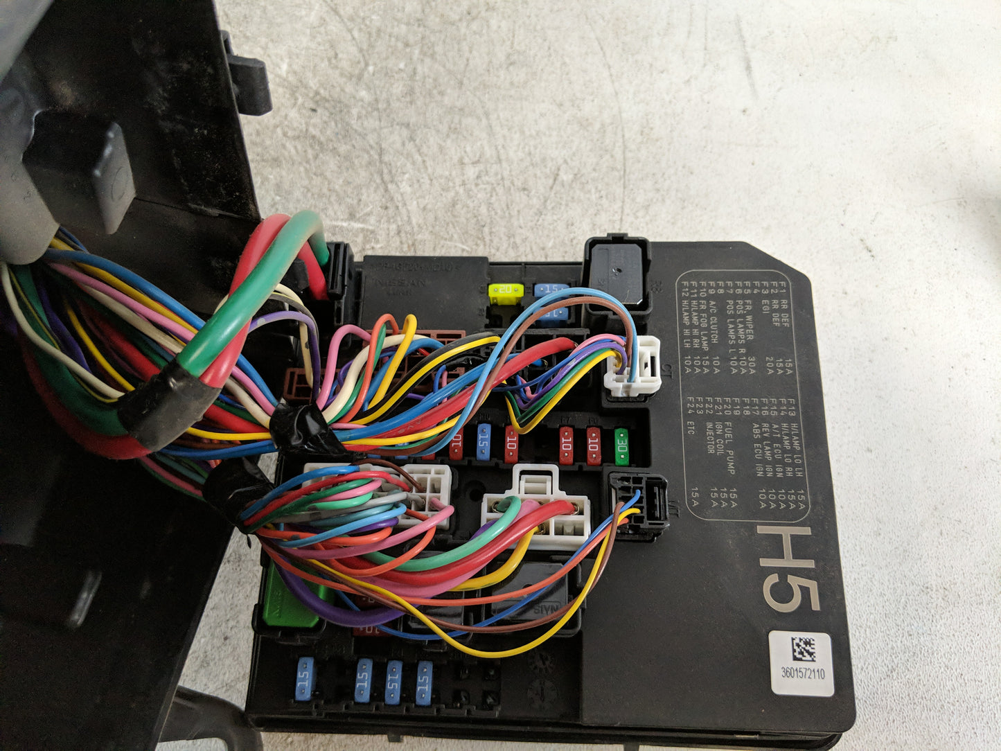 2019 Nissan Sentra Fusebox Fuse Box Panel Relay Module P/N:284B7 3RA3E Fits OEM Used Auto Parts - Oemusedautoparts1.com