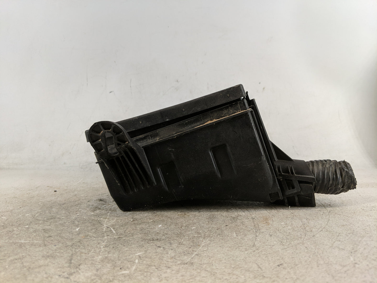 2019 Nissan Sentra Fusebox Fuse Box Panel Relay Module P/N:284B7 3RA3E Fits OEM Used Auto Parts - Oemusedautoparts1.com