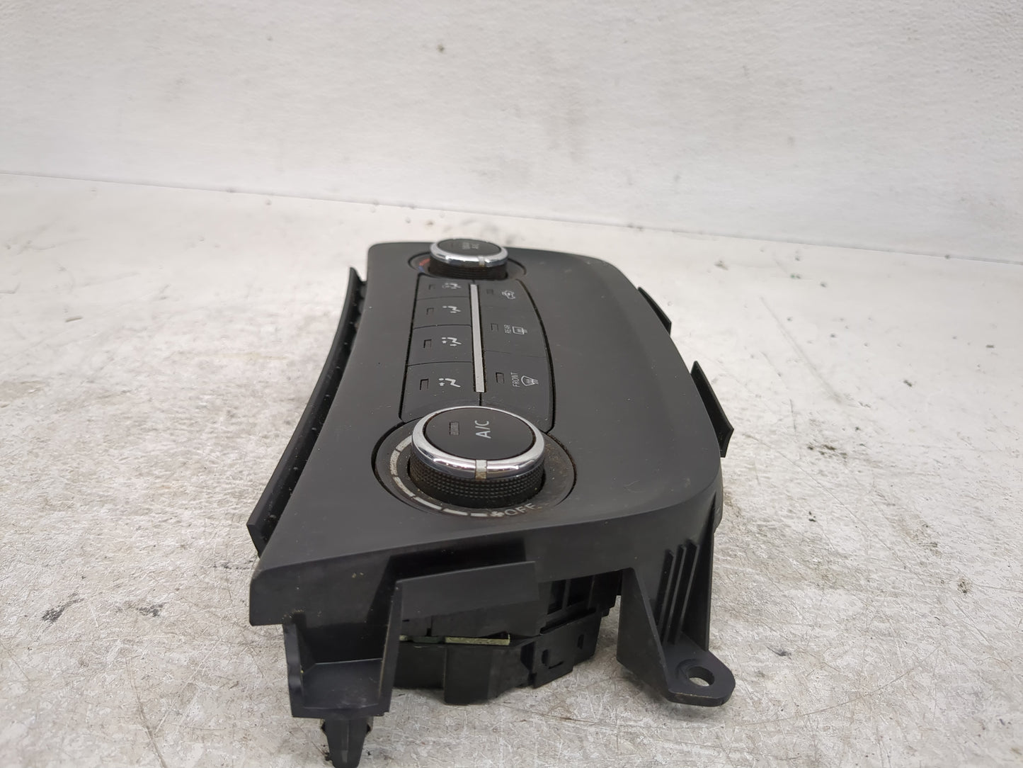 2017-2019 Nissan Sentra Climate Control Module Temperature AC/Heater Replacement Fits Fits 2017 2018 2019 OEM Used Auto Part