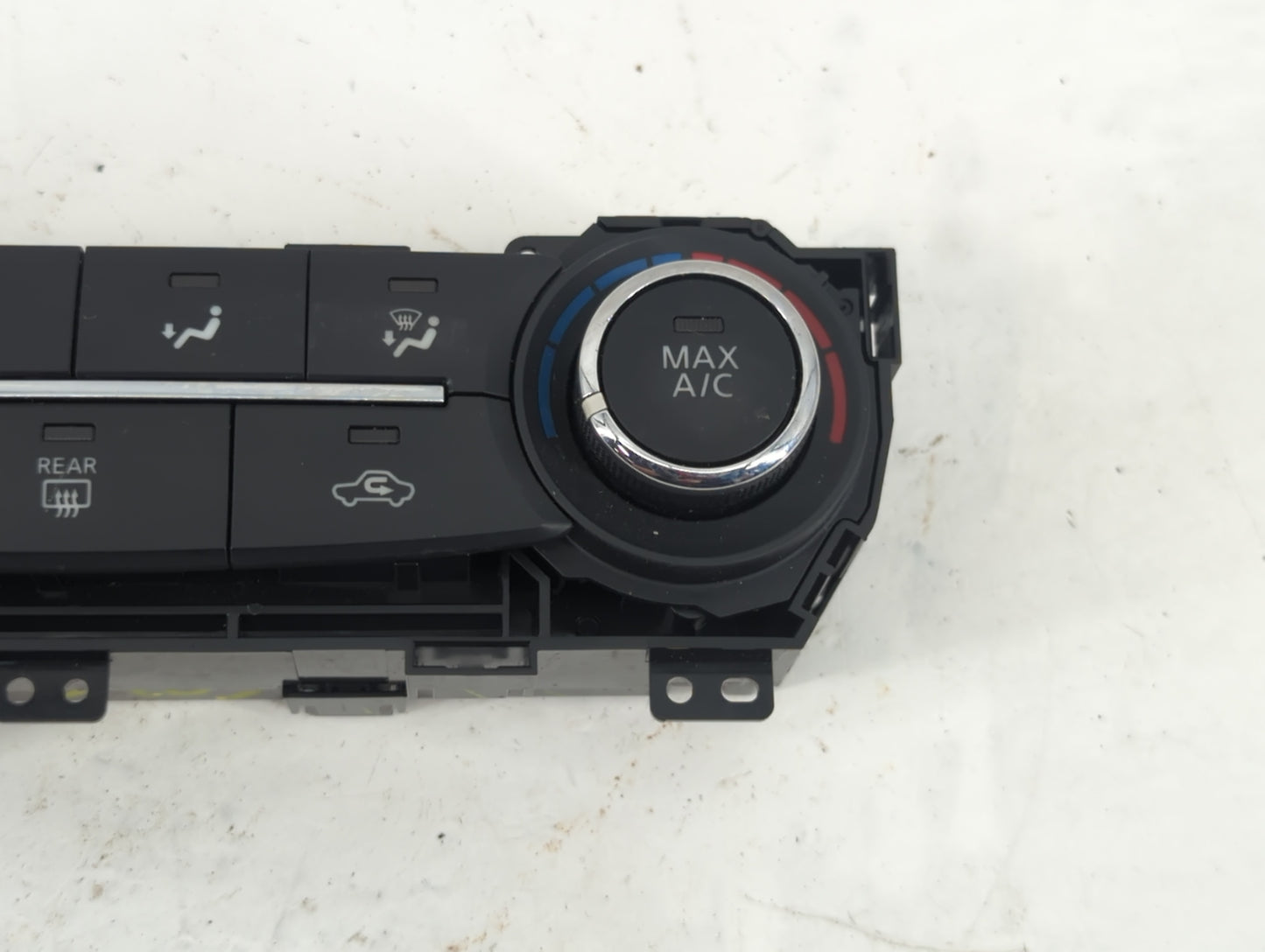 2015-2019 Nissan Sentra Climate Control Module Temperature AC/Heater Replacement P/N:04AT2A Fits Fits 2015 2016 2017 2018 20