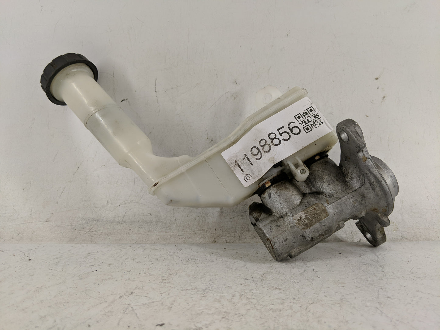 2013-2019 Nissan Sentra Brake Master Cylinder - Oemusedautoparts1.com