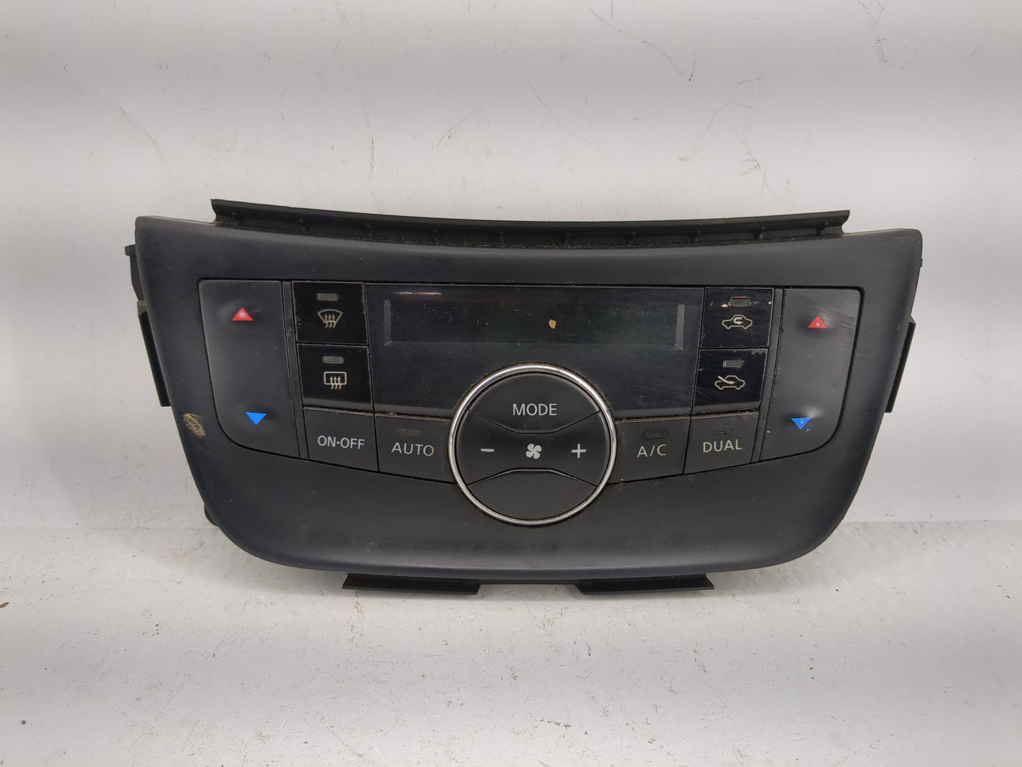 2015-2019 Nissan Sentra Climate Control Module Temperature AC/Heater Replacement P/N:27500 4AT4A Fits OEM Used Auto Parts - 