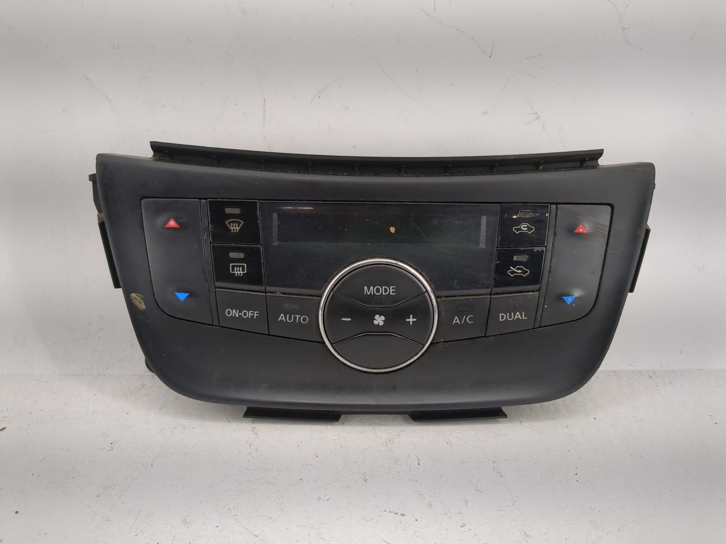 2015-2019 Nissan Sentra Climate Control Module Temperature AC/Heater Replacement P/N:27500 4AT4A Fits OEM Used Auto Parts - 